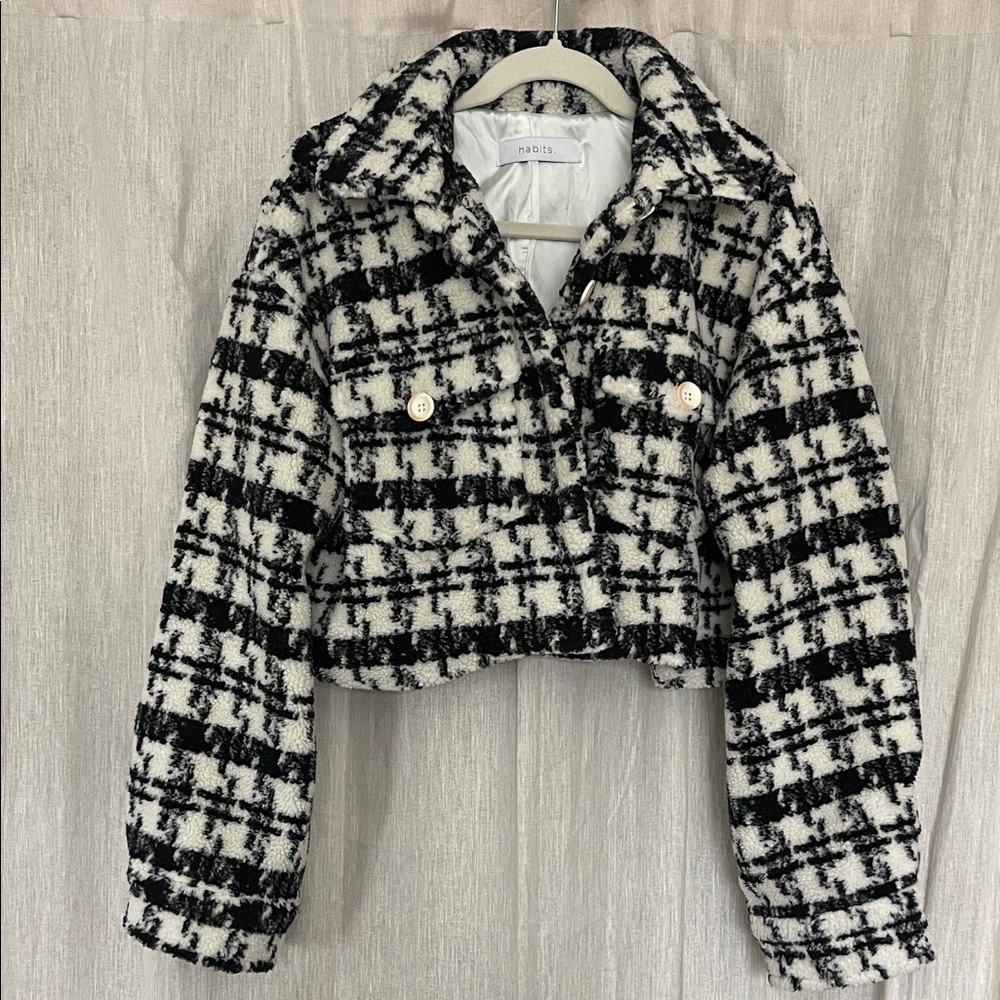 Black & White houndstooth sherpa jacket